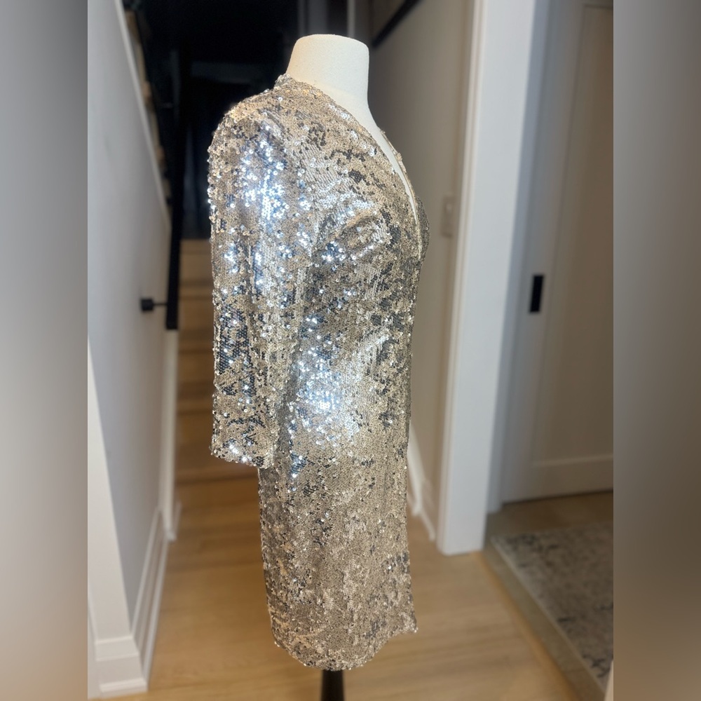 TFNC London Metallic Silver Beige Sequin Bodycon Dress – Size M - Picture 3 of 8